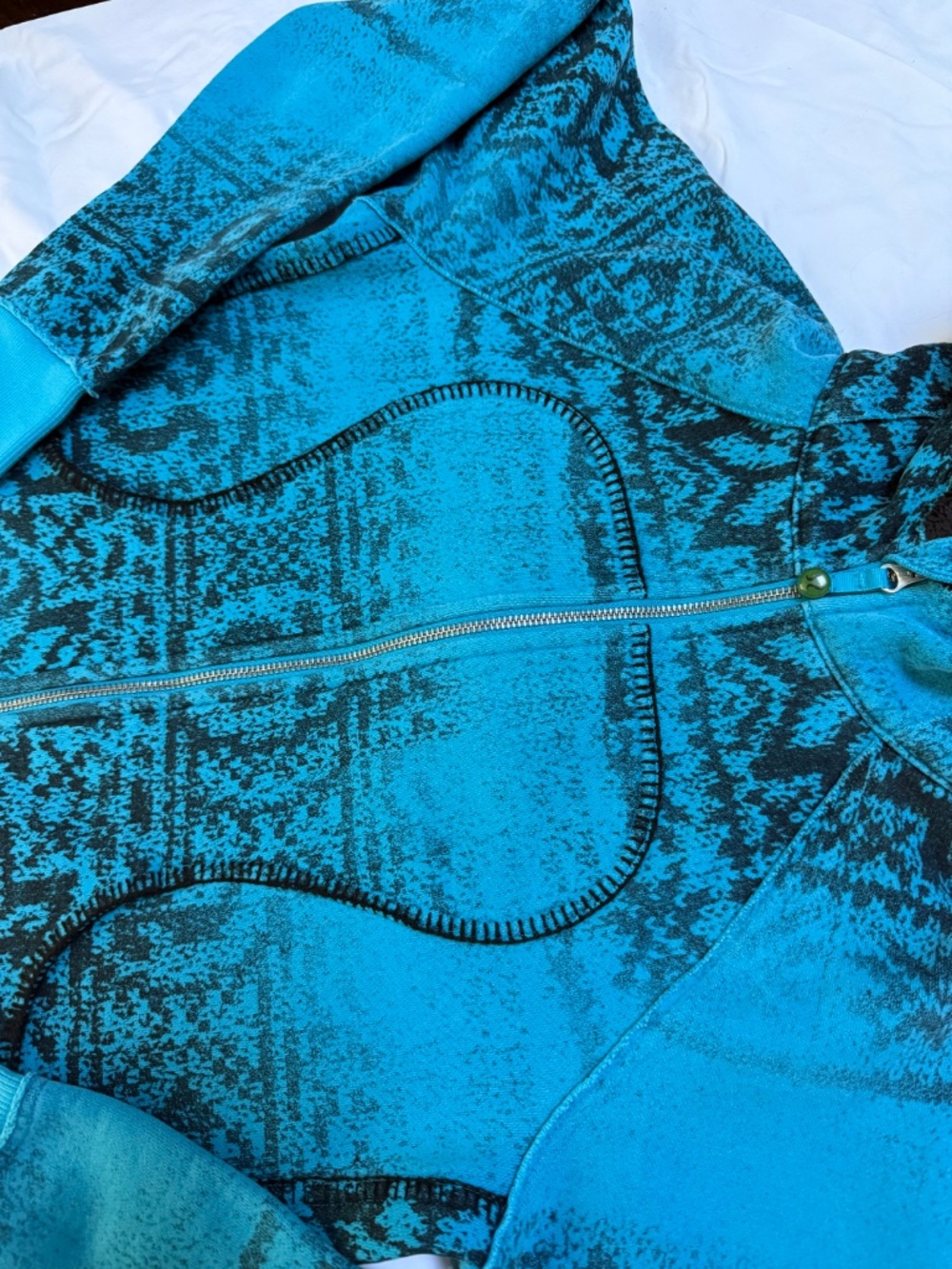 Lululemon Special Edition scuba zip-up hoodie - Picture 3 of 10
